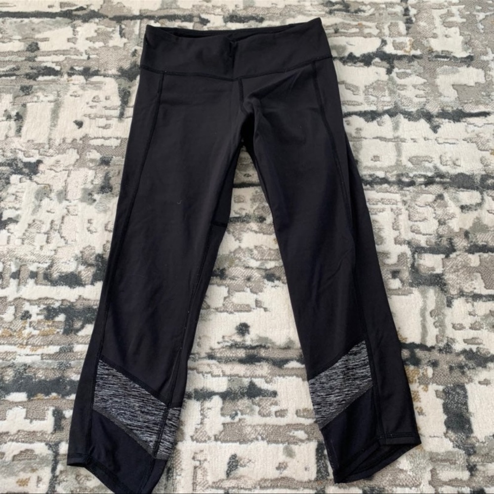 Lululemon Crop Size 4